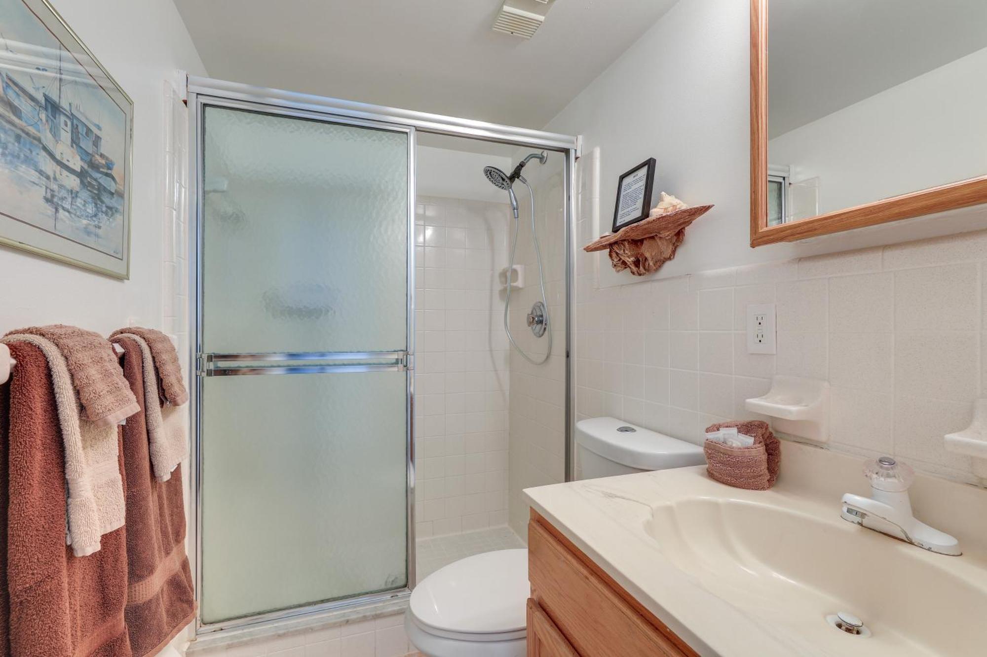 Central Cocoa Beach Condo With View, Steps To Beach! Eksteriør billede
